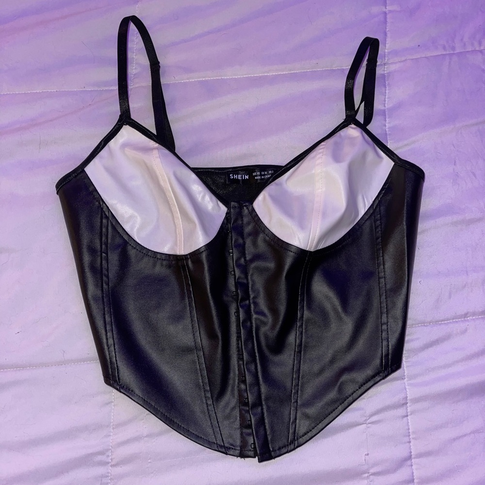 SHEIN Pleather Corset